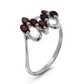 Кольцо из серебра с пл.кварцем цв.гранат и фианитами родированное