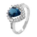 Кольцо из серебра с нат.лондон топазом и фианитами родированное