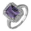 Кольцо из серебра с пл.кварцем цв.аметист и фианитами родированное