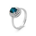 Кольцо из серебра с нат.топазом лондон блю и фианитами родированное