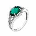 Кольцо из серебра с пл.кварцем цв.зеленый и фианитами родированное