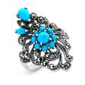 Кольцо из серебра с бирюзой синт. и марказитами родированное