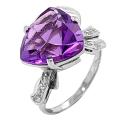 Кольцо из серебра с пл.кварцем цв.аметист и фианитами родированное