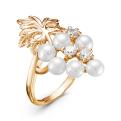 Кольцо из золочёного серебра с жемчугом и фианитами