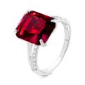 Кольцо из серебра с пл.кварцем цв.рубин и фианитами родированное