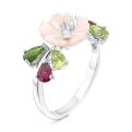 Кольцо из родированного серебра с нат. родолитом, гранатом, хризолитом, хромдиопсидом, кб. цирконием