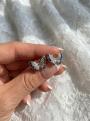 Серьги-пусеты Бабочки из золочёного серебра с фианитами
