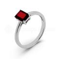 Кольцо из серебра с натуральным гранатом родированное