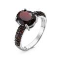 Кольцо из серебра с натуральным гранатом родированное