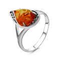 Кольцо из серебра с прес. нат.янтарём родированное