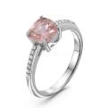 Кольцо из серебра с синт. .морганитом  и куб.цирконием родированное