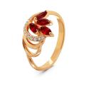 Кольцо из золочёного серебра с пл.кварцем цв.рубин и фианитами