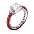 Кольцо из серебра с кожей ската, эмалью, ювелирным стеклом и кубическим цирконием родированное