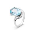 Кольцо из серебра с нат.топазом и фианитами родированное