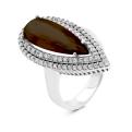 Кольцо из серебра с пл.кварцем цв.раухтопаз и фианитами родированное