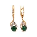 Серьги из золочёного серебра с нат. зеленым агатом и фианитами