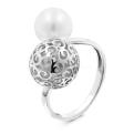 Кольцо из родированного серебра с культ.жемчугом