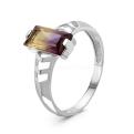 Кольцо из серебра с пл.кварцем цв.аметрин родированное