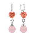 Серьги из серебра с пл.розовым кварцем, имит.перламутром и фианитами родированные