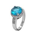Кольцо из серебра с пл.кварцем цв.топаз и фианитами родированное