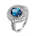 Кольцо из серебра с нат.лондон топазом и фианитами родированное