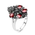 Кольцо из чернёного серебра с марказитами и фианитами