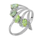 Кольцо из серебра с пл.кварцем цв.хризолит и фианитами родированное