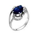 Кольцо из серебра с пл. кварцем цв. сапфир и фианитами родированное