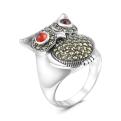 Кольцо женское из чернёного серебра с натурильным гранатом и марказитами