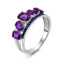 Кольцо из серебра с нат.аметистом, нат.синей шпинелью и фианитами родированное