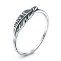 Кольцо Перо из чернёного серебра