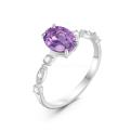Кольцо из серебра с аметистом и фианитами родированное