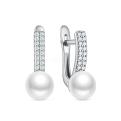 Серьги из серебра с культивированным жемчугом и фианитами родированные