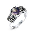 Кольцо из чернёного серебра с плавленым кварцем цвета мистик и марказитами