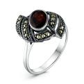 Кольцо из чернёного серебра с натуральным гранатом и марказитами
