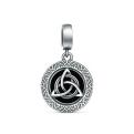 Подвеска-оберег из чернёного серебра с чёрным агатом - Триксель (Солнечный символ, отображающий движение солнца в трех стадиях: восход, зенит, закат. Символ равновесия с природой, которое дает спокойс