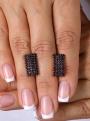 Серьги из серебра с чёрной шпинелью родированные
