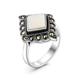 Кольцо из чернёного серебра с перламутром и марказитами