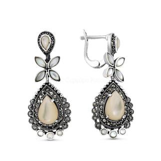 Серьги из чернёного серебра с перламутром белым и марказитами