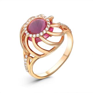 Кольцо из золочёного серебра с плавленым кварцем цвета рубин и фианитами