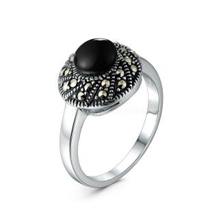 Кольцо из чернёного серебра с ониксом и марказитами