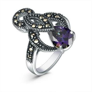 Кольцо из чернёного серебра с плавленым кварцем цвета мистик и марказитами