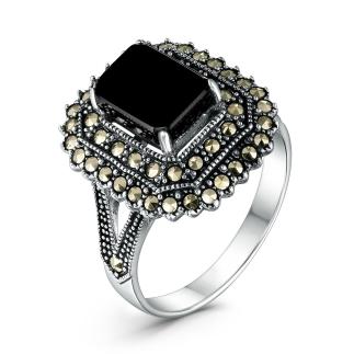 Кольцо из чернёного серебра с натуральным ониксом и марказитами