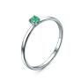 Кольцо из серебра с изумрудом родированное