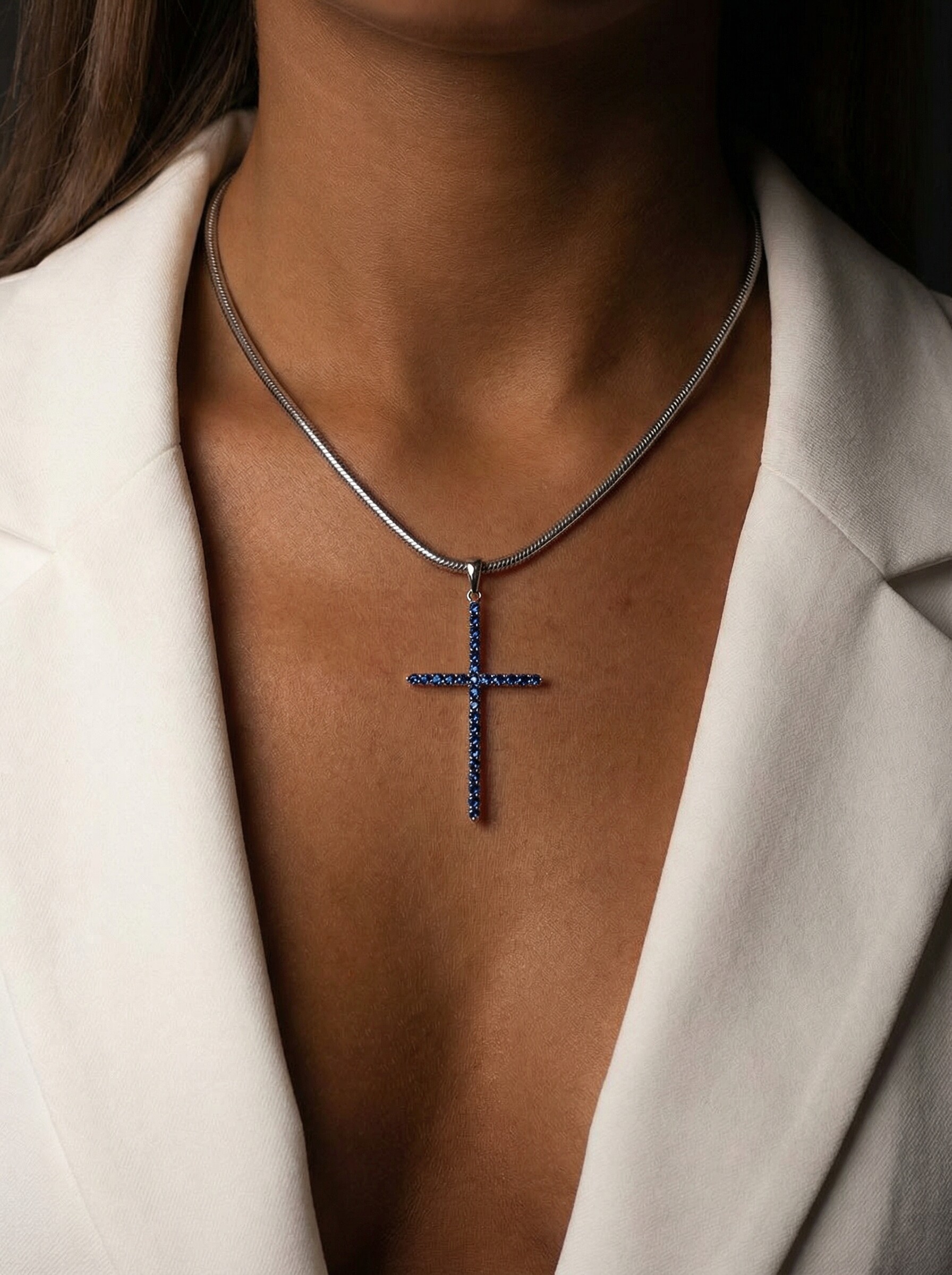 Подвеска из серебра с синей шпинелью родированная - Крест