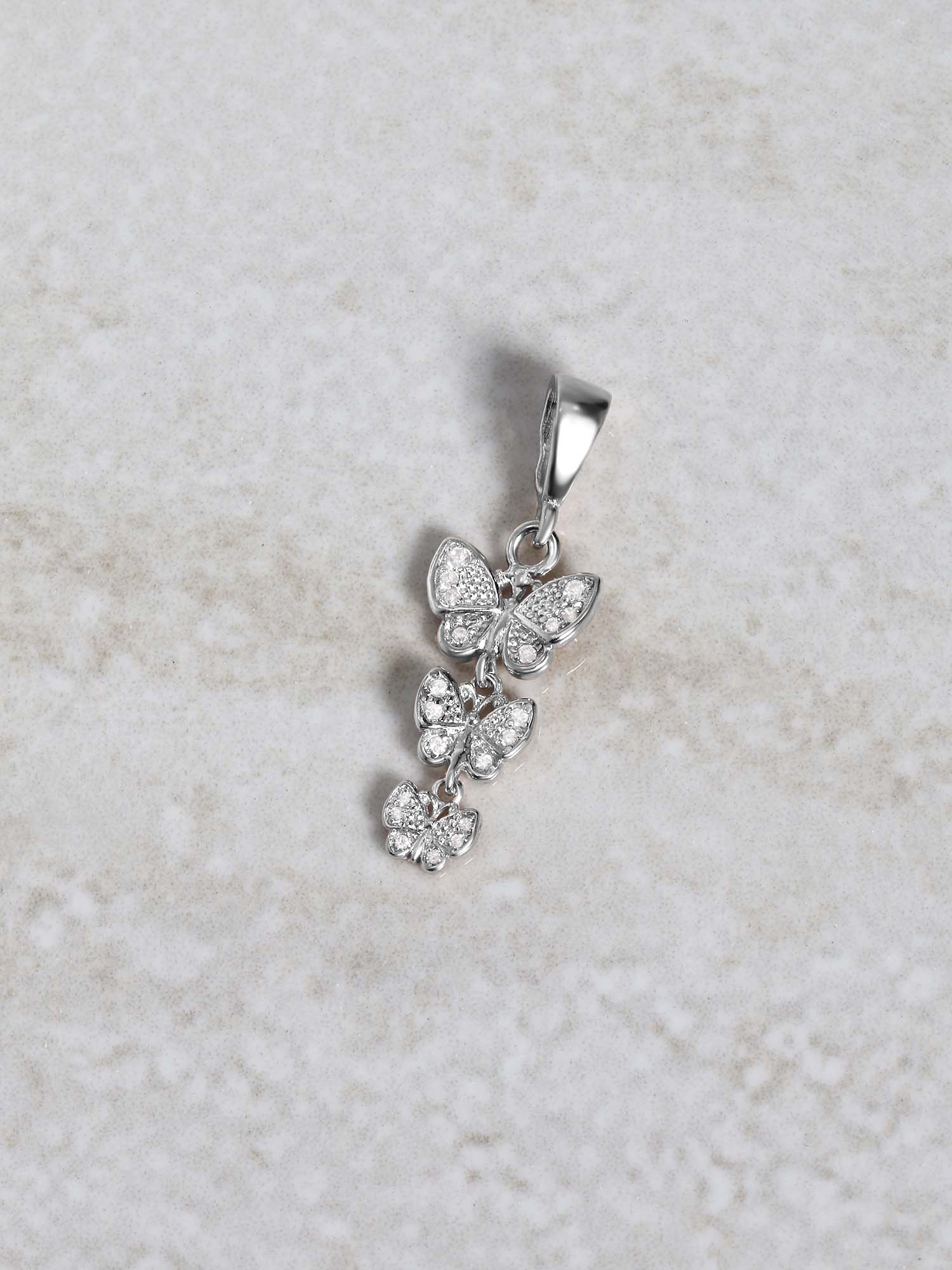 Подвеска из серебра с фианитами родированная п-036р200